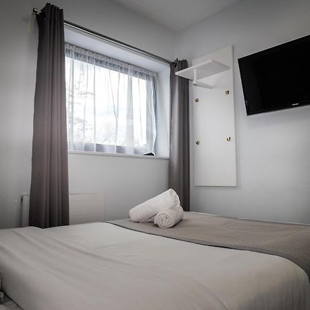 Sky Nights Hotel London Heathrow 希思罗 外观 照片