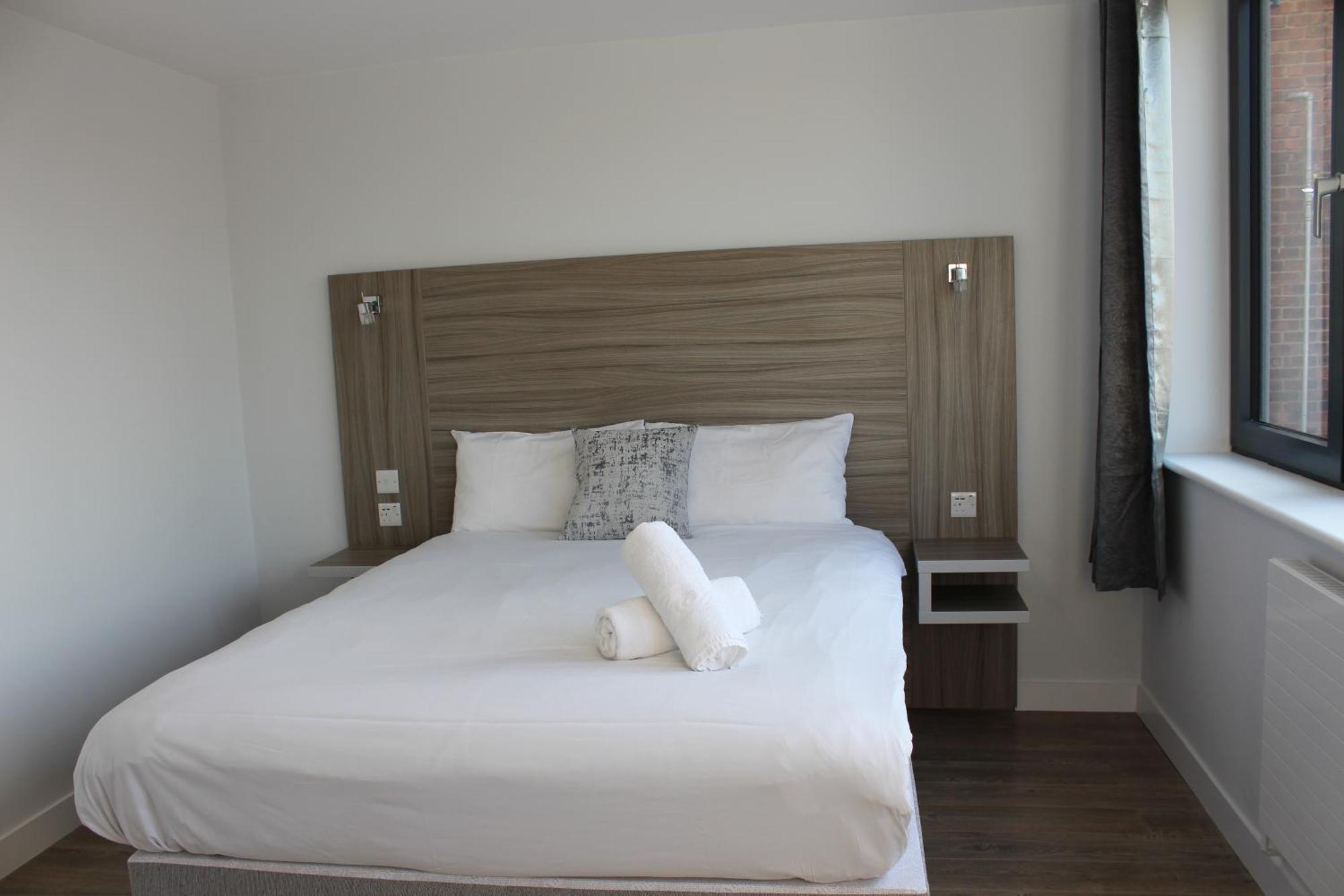 Sky Nights Hotel London Heathrow 希思罗 外观 照片