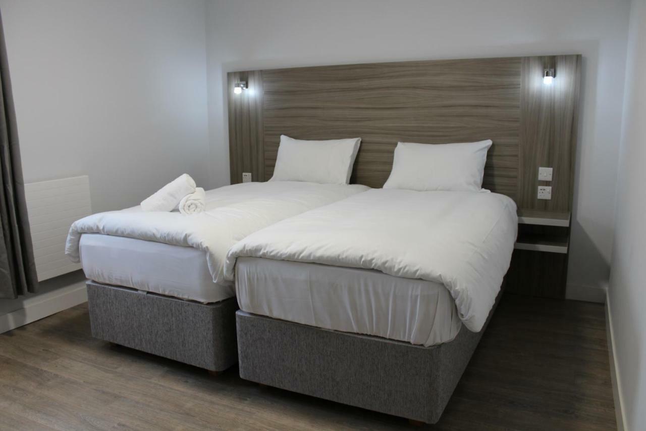 Sky Nights Hotel London Heathrow 希思罗 外观 照片